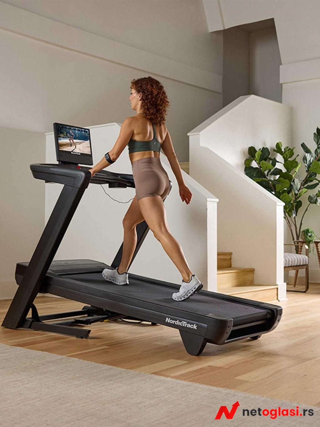 NORDICTRACK NORDICTRACK Motorna traka za trcanje NT Commercial 1750 20 km/ 4.25 ks