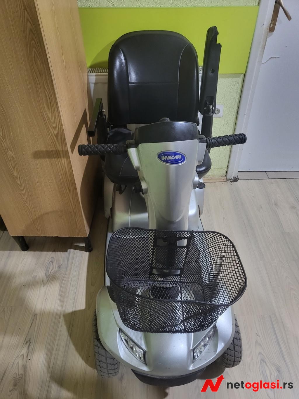 Elektricna invalidska kolica
