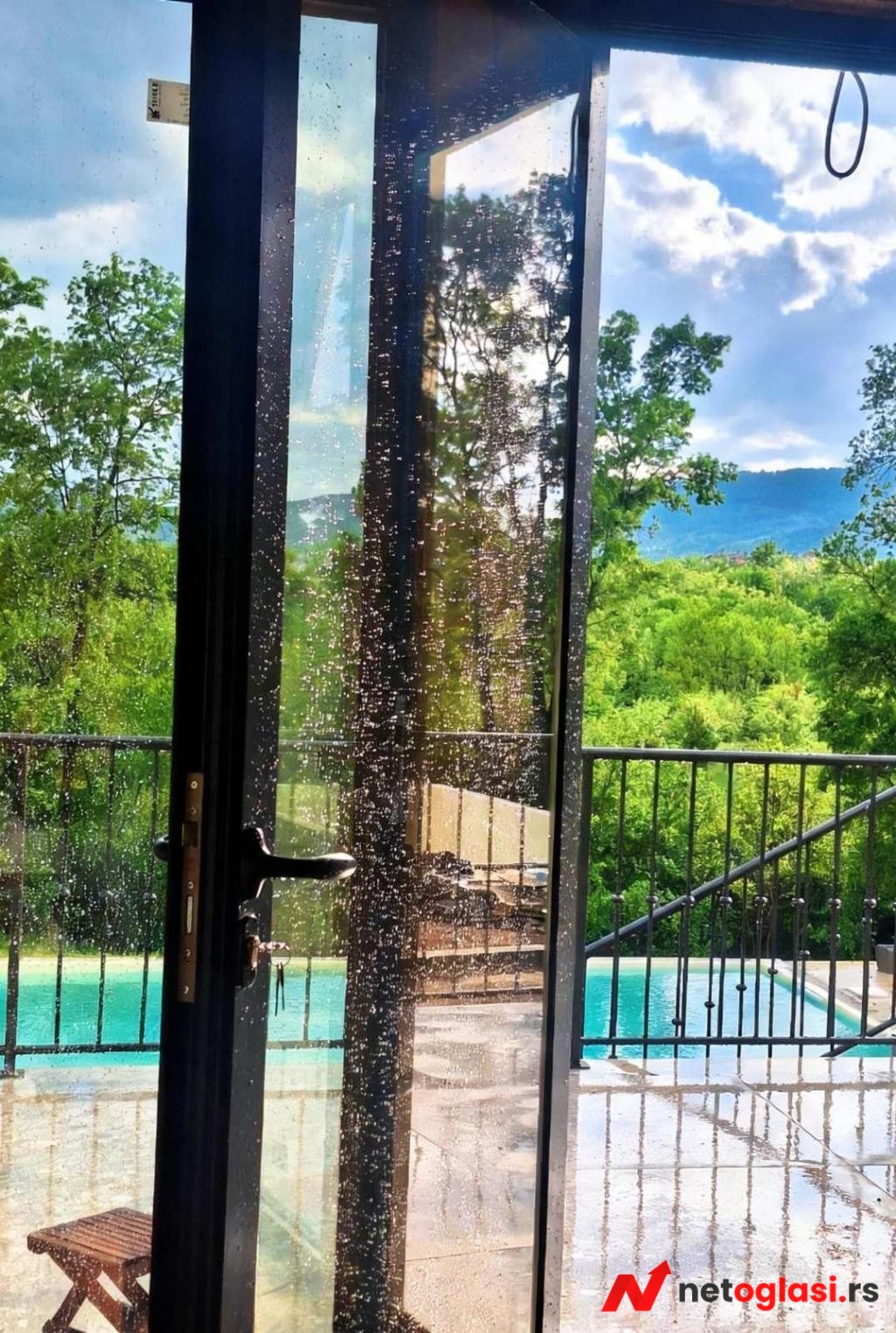 Na prodaju Luxury Villas&Poll,Arandjelovac