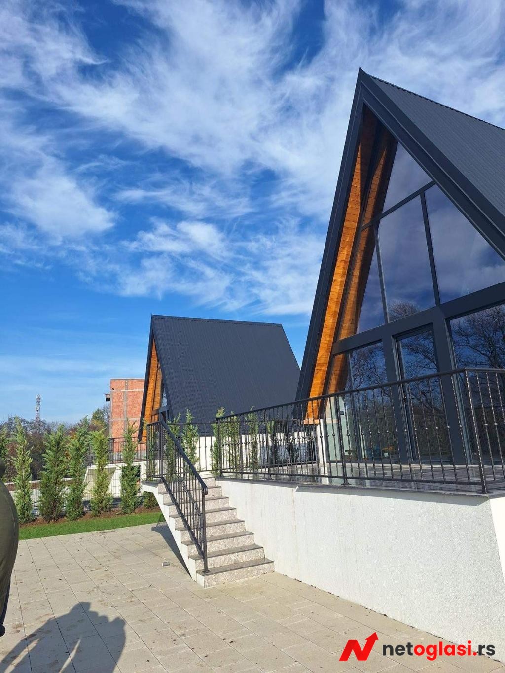Na prodaju Luxury Villas&Poll,Arandjelovac