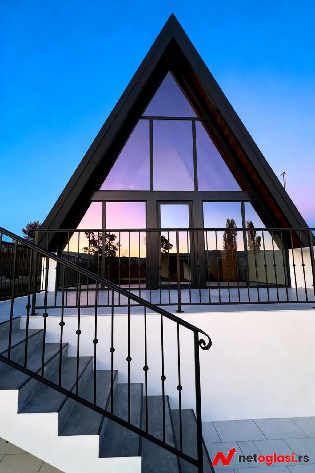 Na prodaju Luxury Villas&Poll,Arandjelovac