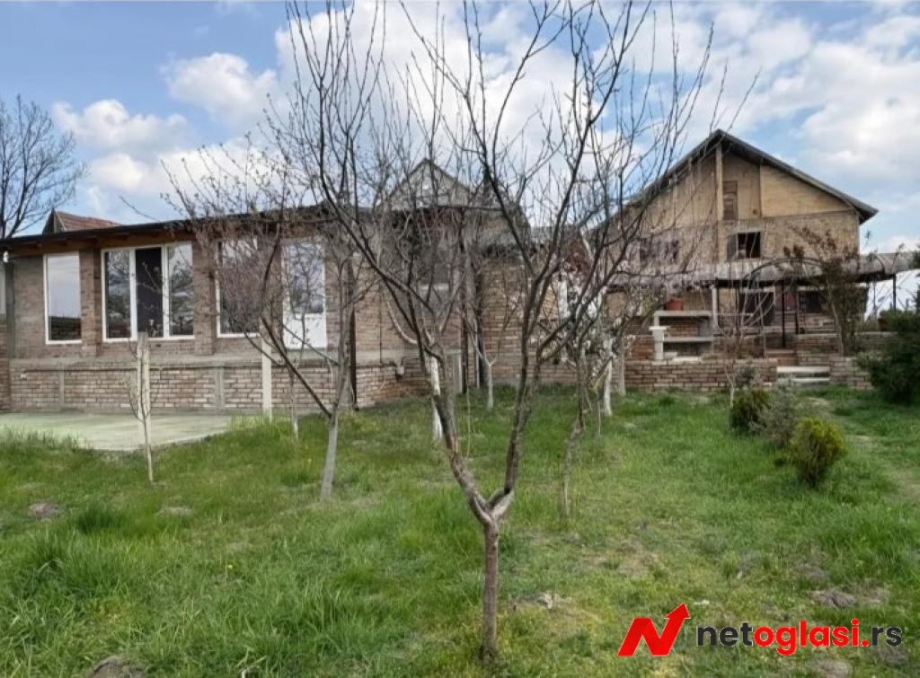 Prodaje se vikendica u Perlezu-Zrenjanin