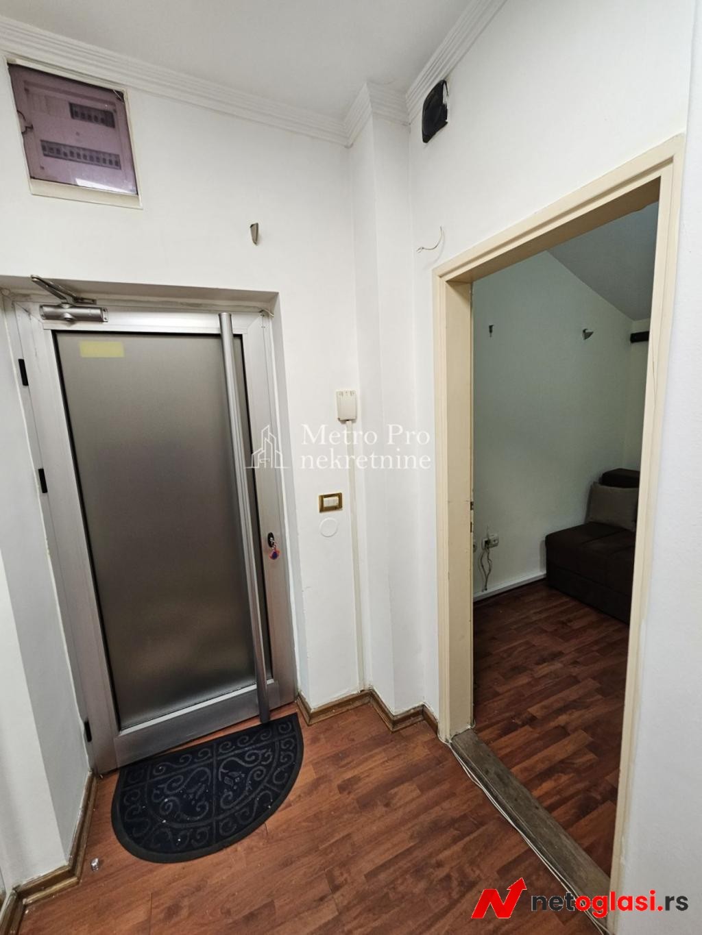Dvoiposoban stan na prodaju, Slavija, 42m2 + 15m2 terasa