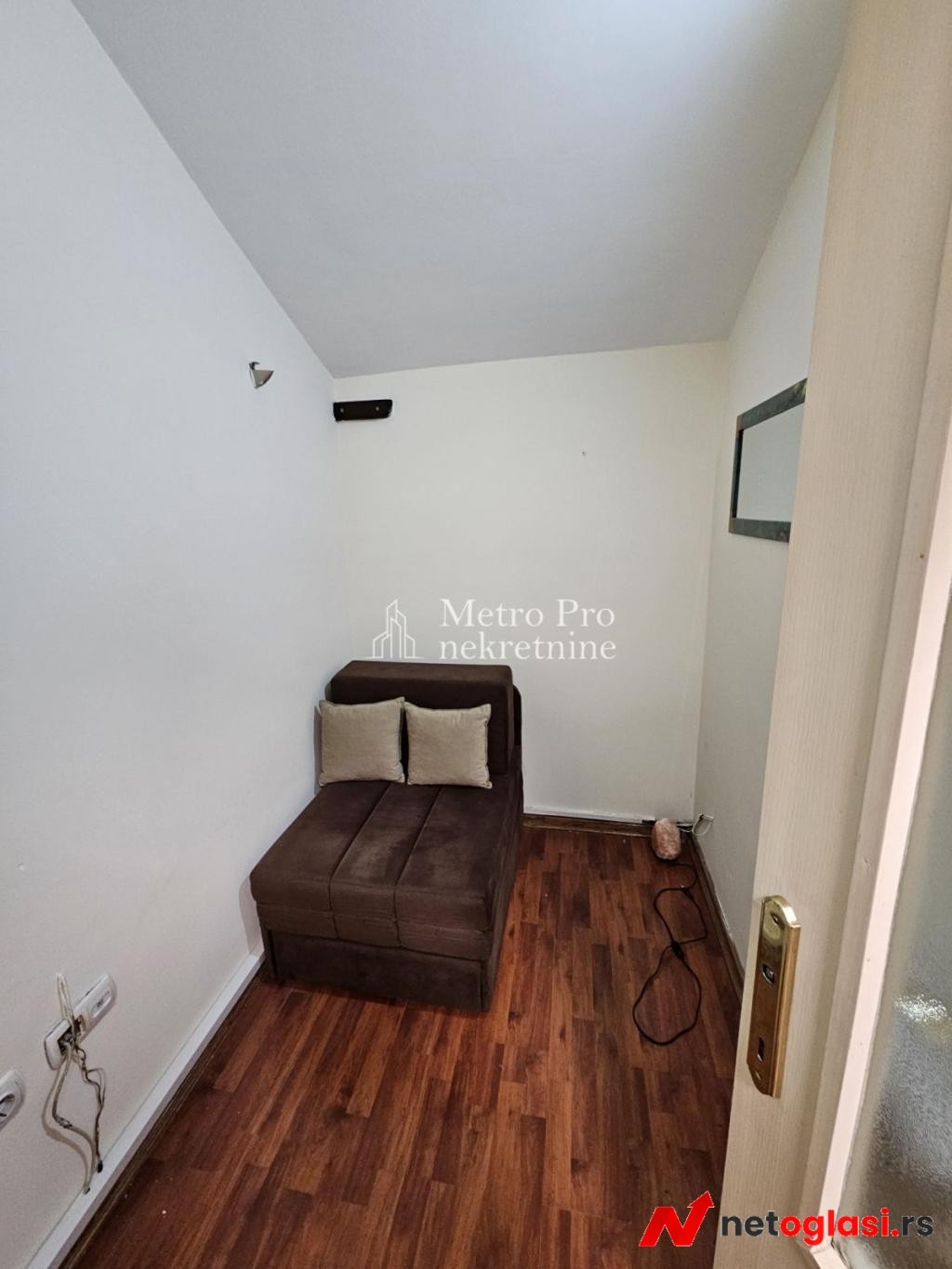 Dvoiposoban stan na prodaju, Slavija, 42m2 + 15m2 terasa