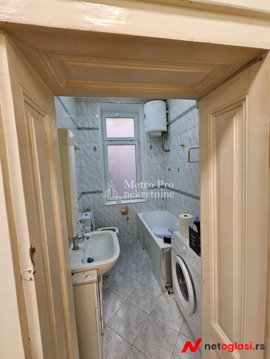 Dvoiposoban stan na prodaju, Slavija, 42m2 + 15m2 terasa