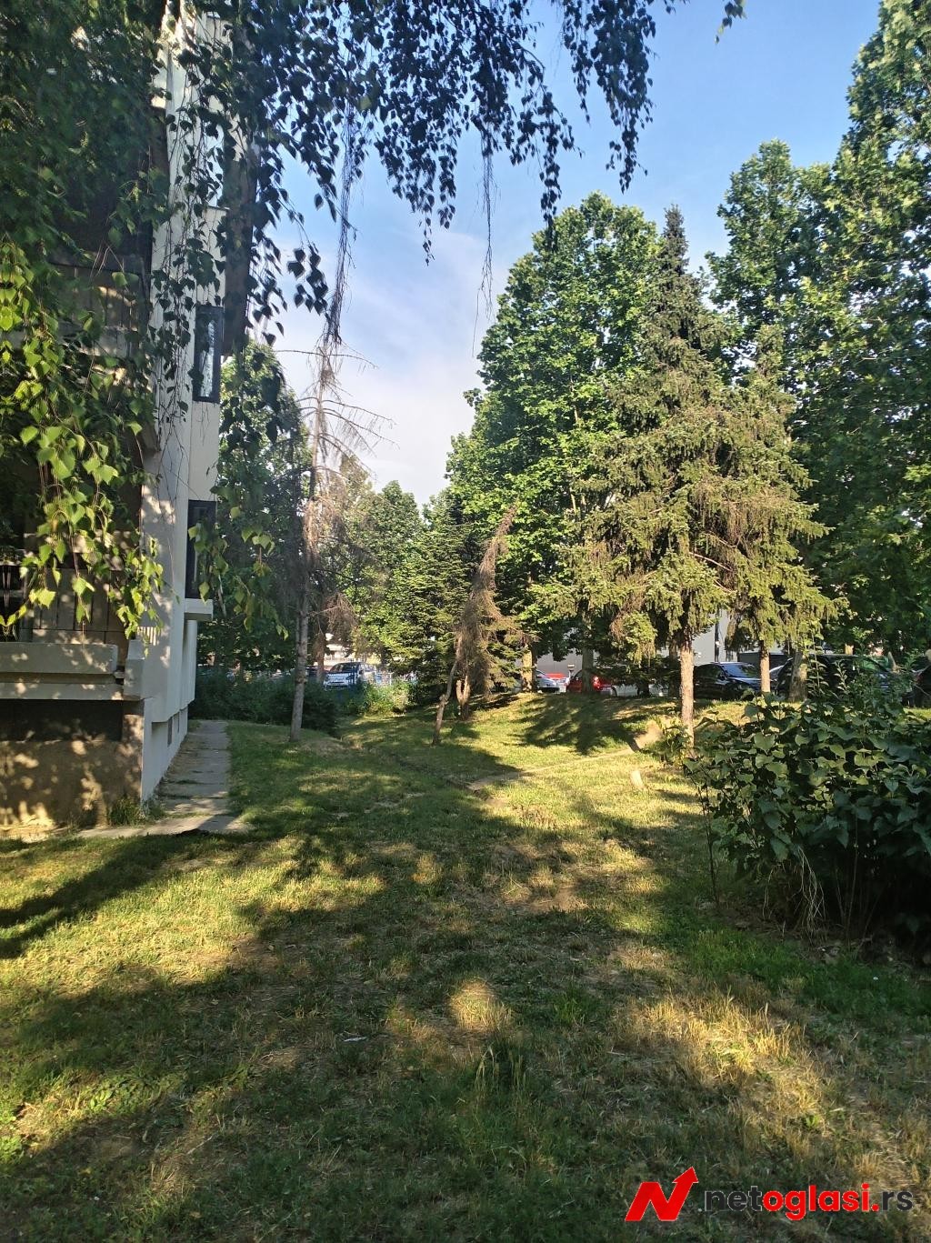 Lep stan 87m /2 Novi Banovci na prodaju