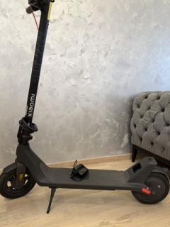 Elektricni trotinet Xiaomi Electric Scooter 4 Lite (2nd Gen)