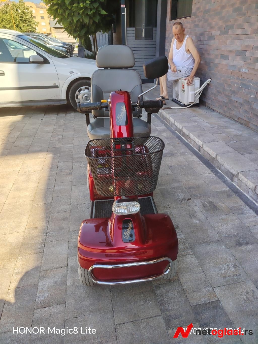 Elektricna invalidska kolica