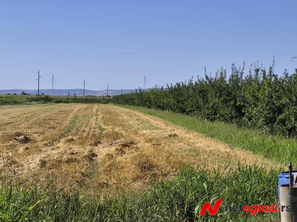Na prodaju salas – Rumski drum 69a, Sremska Mitrovica