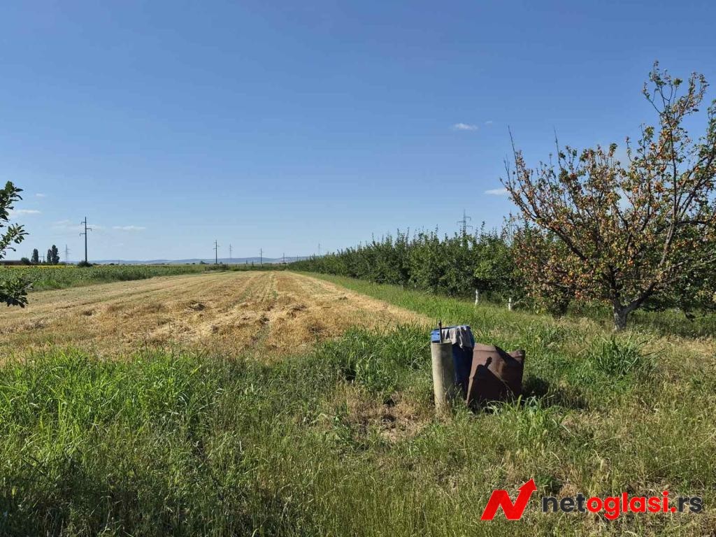Na prodaju salas – Rumski drum 69a, Sremska Mitrovica