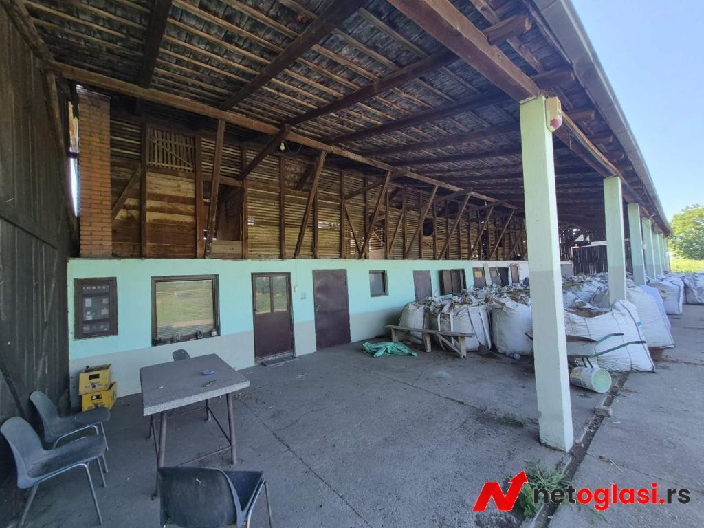 Na prodaju salas – Rumski drum 69a, Sremska Mitrovica