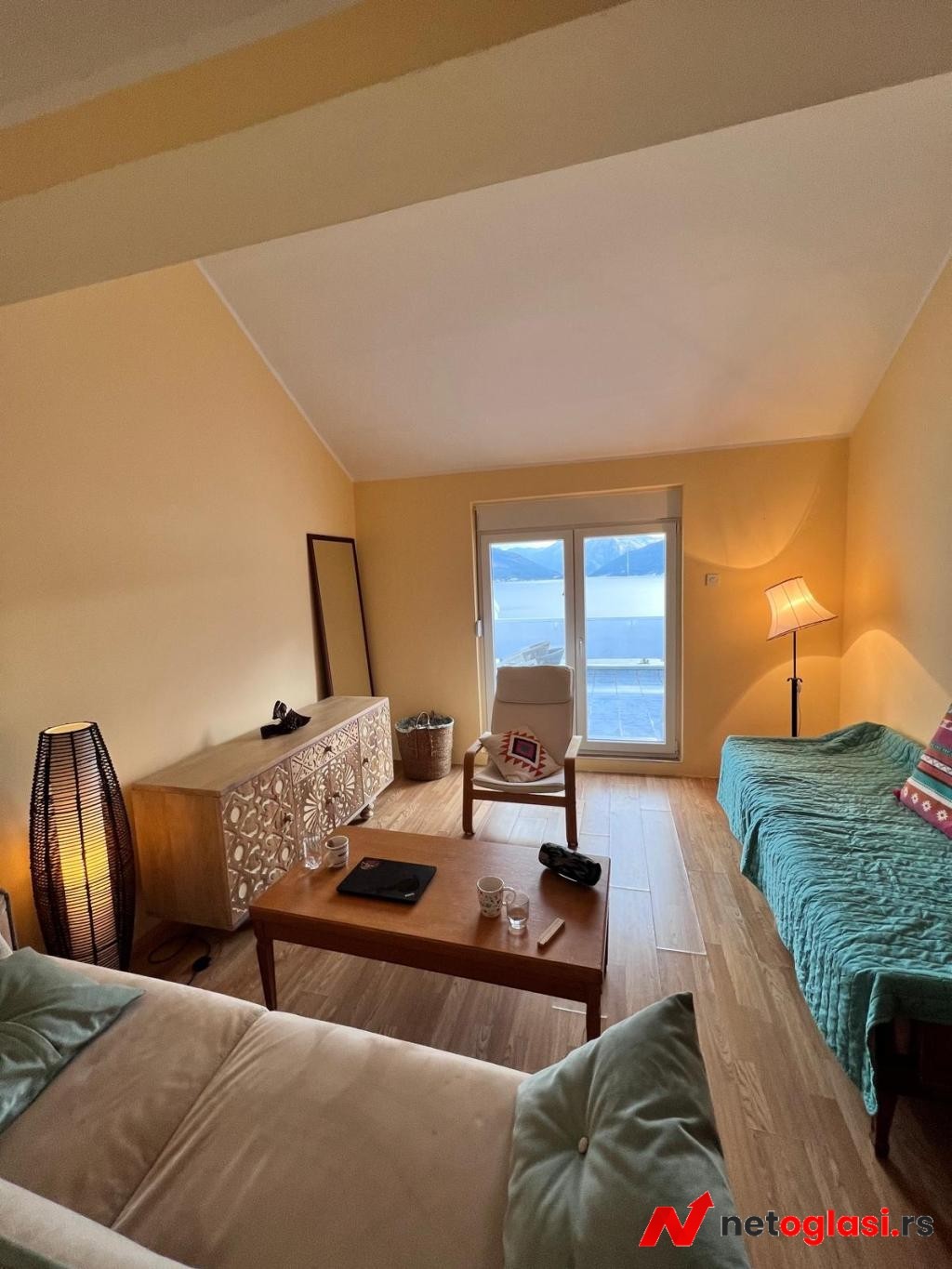 Kompletno renoviran apartman sa pogledom na Boku – Krasici (52m²)