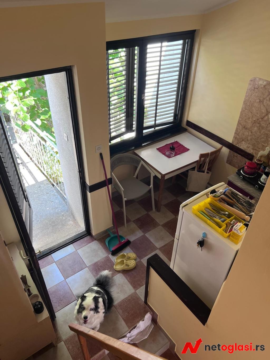 Kompletno renoviran apartman sa pogledom na Boku – Krasici (52m²)